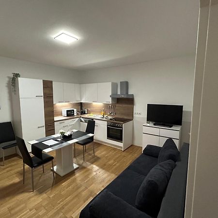 Paky Appartements 00313 บรุคอันแดร์ไลทา ภายนอก รูปภาพ